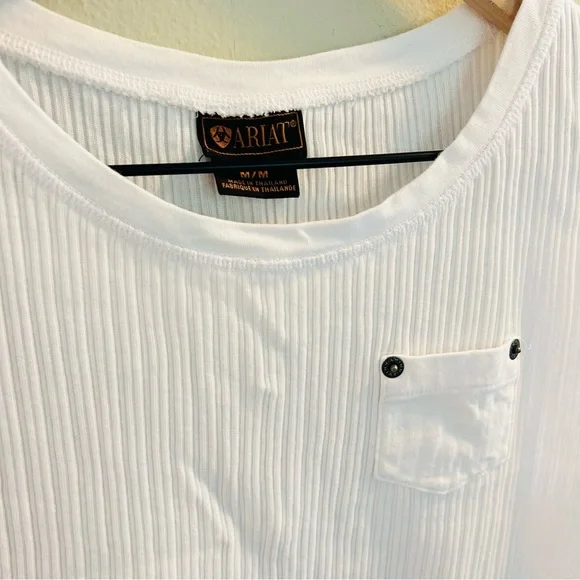 Ariat Ribbed Pocket Tank Top Bundle Womens Size Medium White Aqua Tanktops - Picture 9 of 13